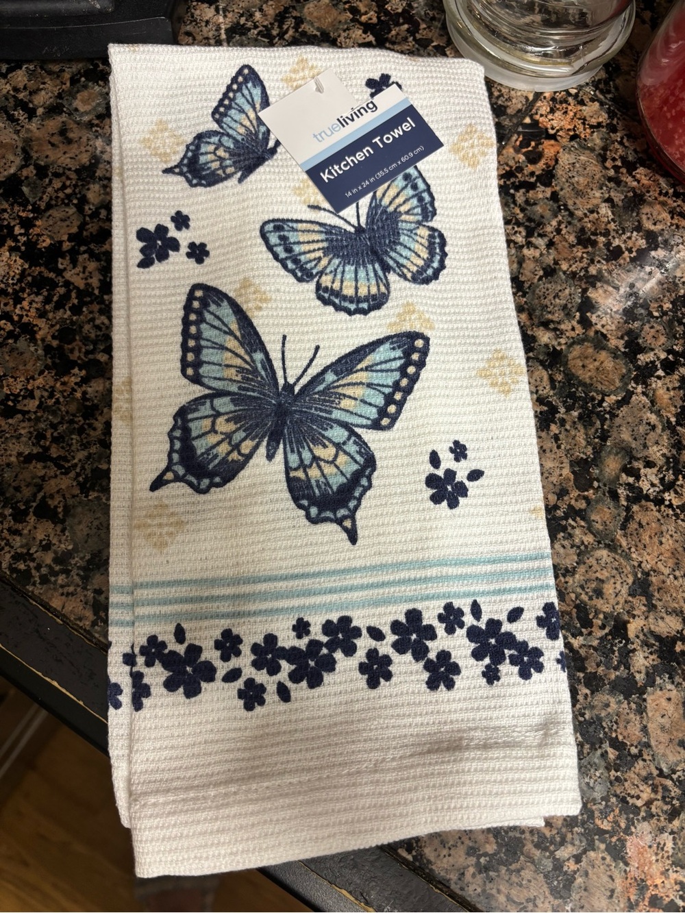 trueliving Butterfly Kitchen Towel , Pot Holder & 2 Oven Mitts
